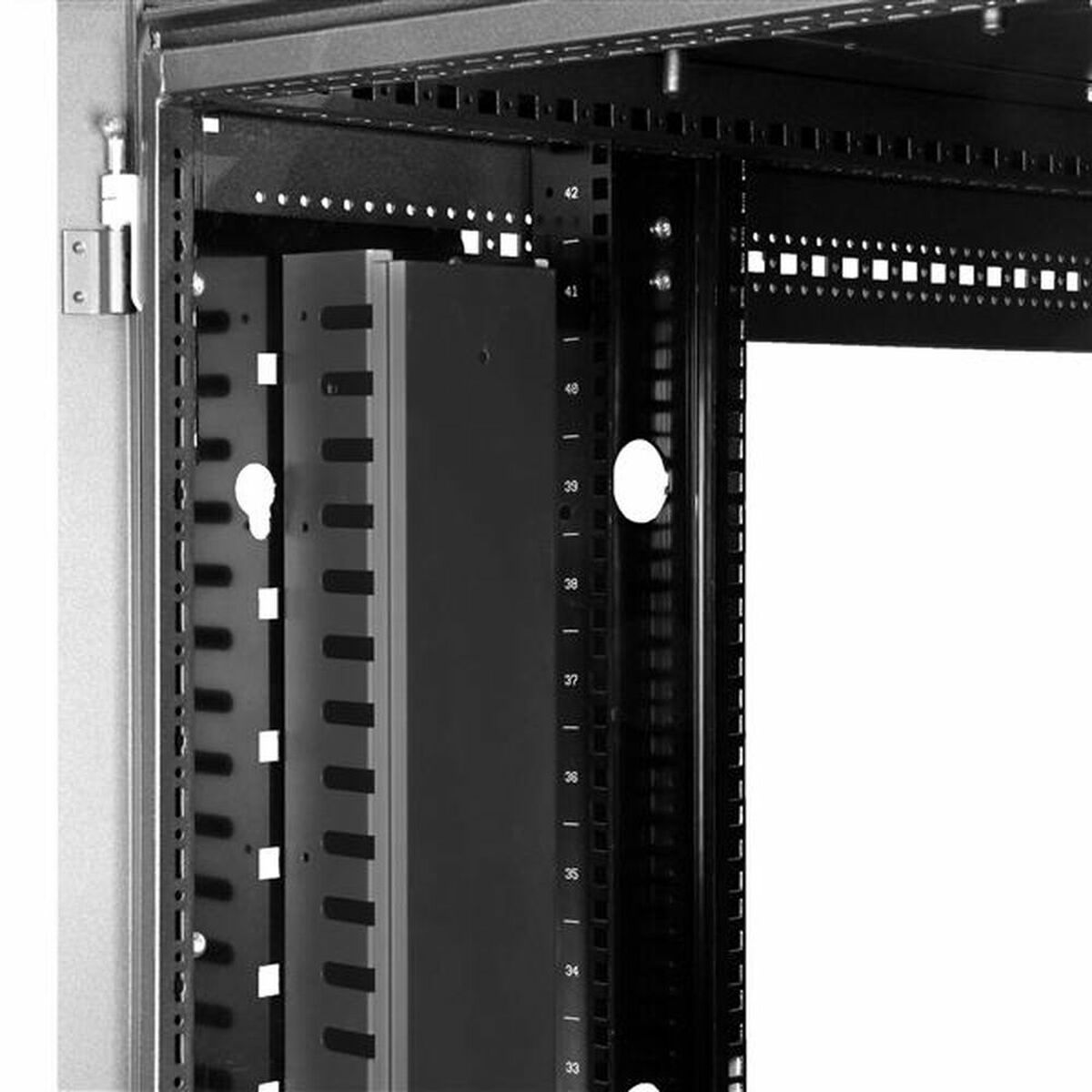 Organizér kabelů Startech CMVER40UF